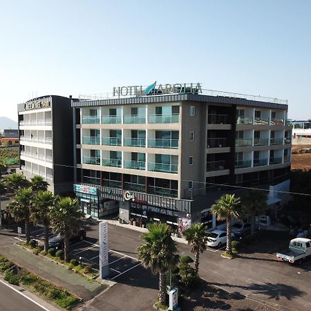 Hotel Aroha Jeju Seogwipo Bagian luar foto