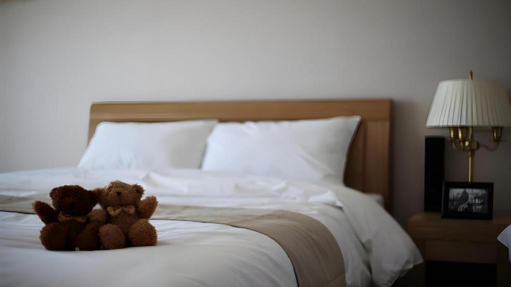 Hotel Aroha Jeju Seogwipo Bagian luar foto
