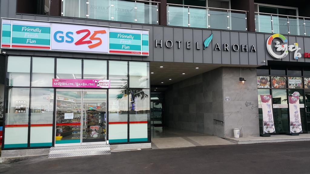 Hotel Aroha Jeju Seogwipo Bagian luar foto