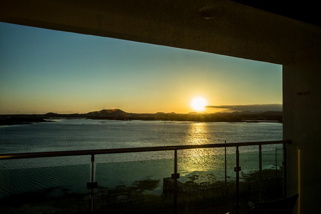 Hotel Aroha Jeju Seogwipo Bagian luar foto